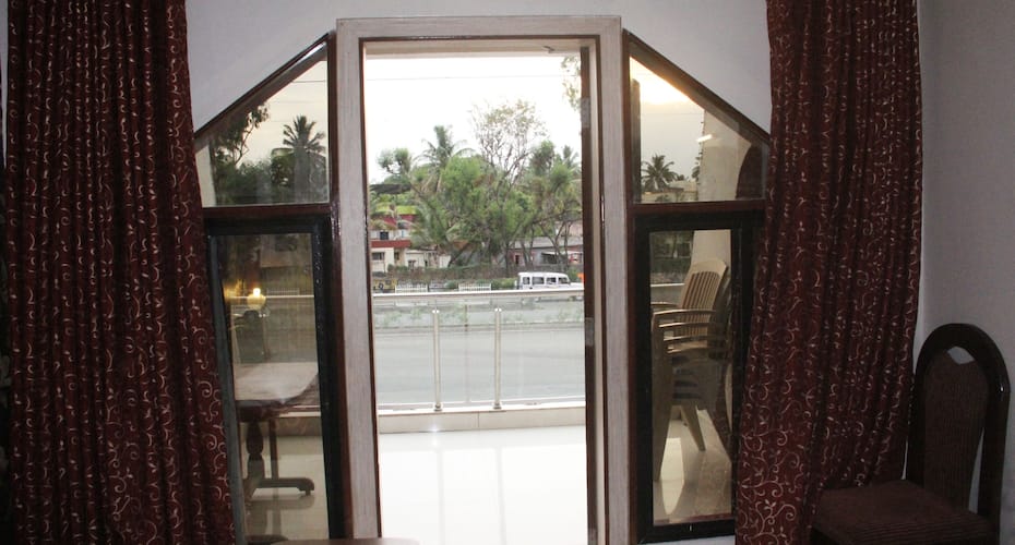 Hotel Mahendra Executive, Satara 5
